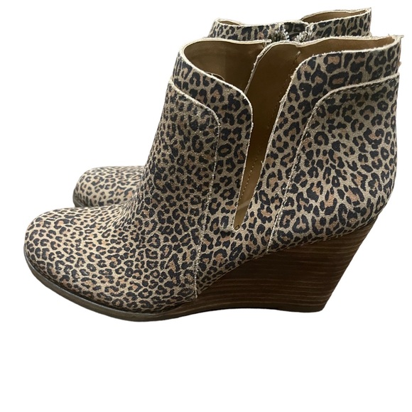 Lucky Brand Yabba Leopard Print Ankle Wedge Booties Eyelash Leopard 8 - Picture 4 of 15
